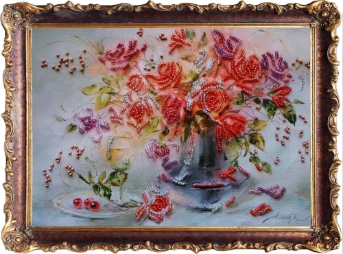 Фото вышивки натюрморта 'Нежные розы' в технике бисерная гладь, созданное в программе 'Бисерная гладь с MyJane'
